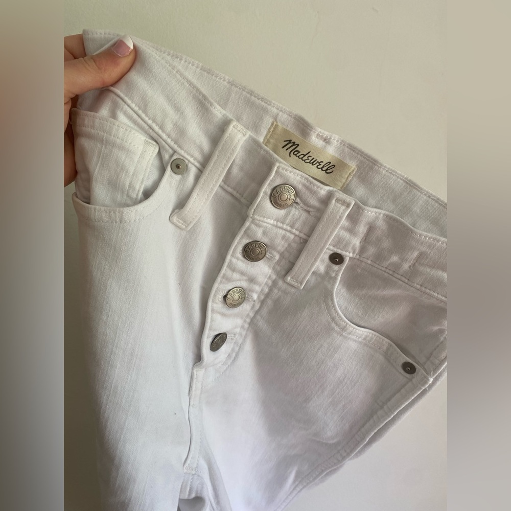 White High Rise Skinny jeans size 24 from Madewell
